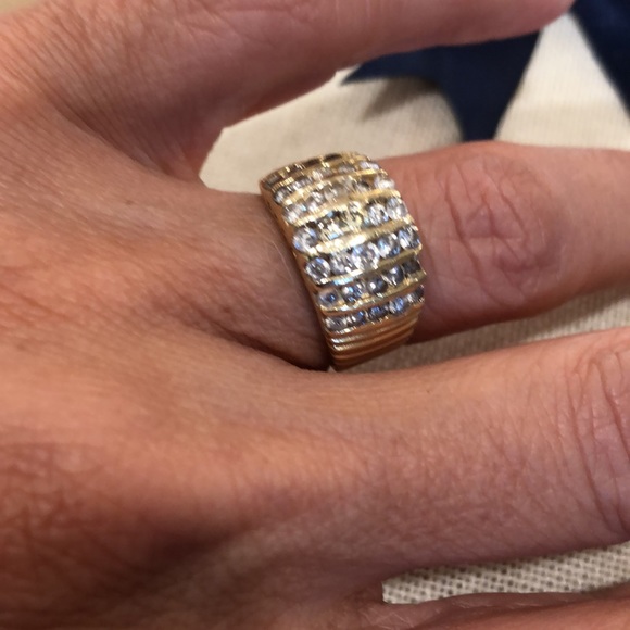 Gold Cocktail Ring - Picture 2 of 3